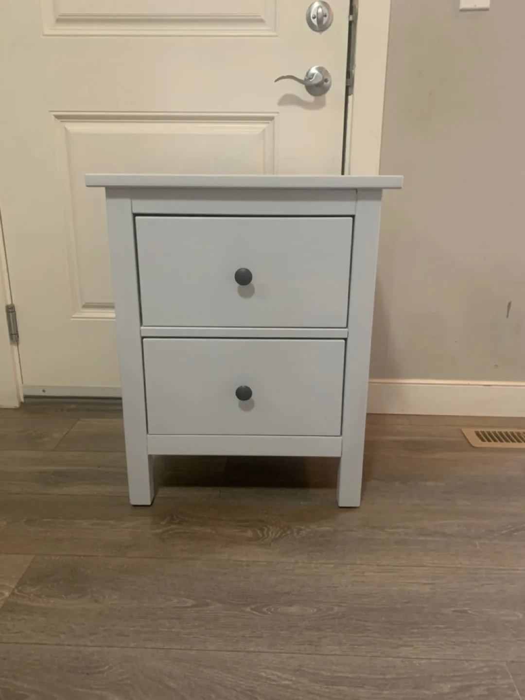 2-Drawer Nightstand thumbnail