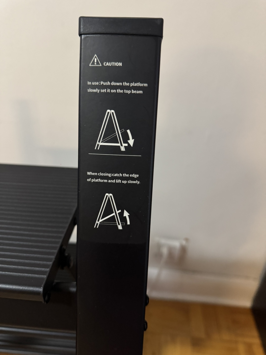 4 Step Ladder Folding Step Stool, Portable. - photo 5