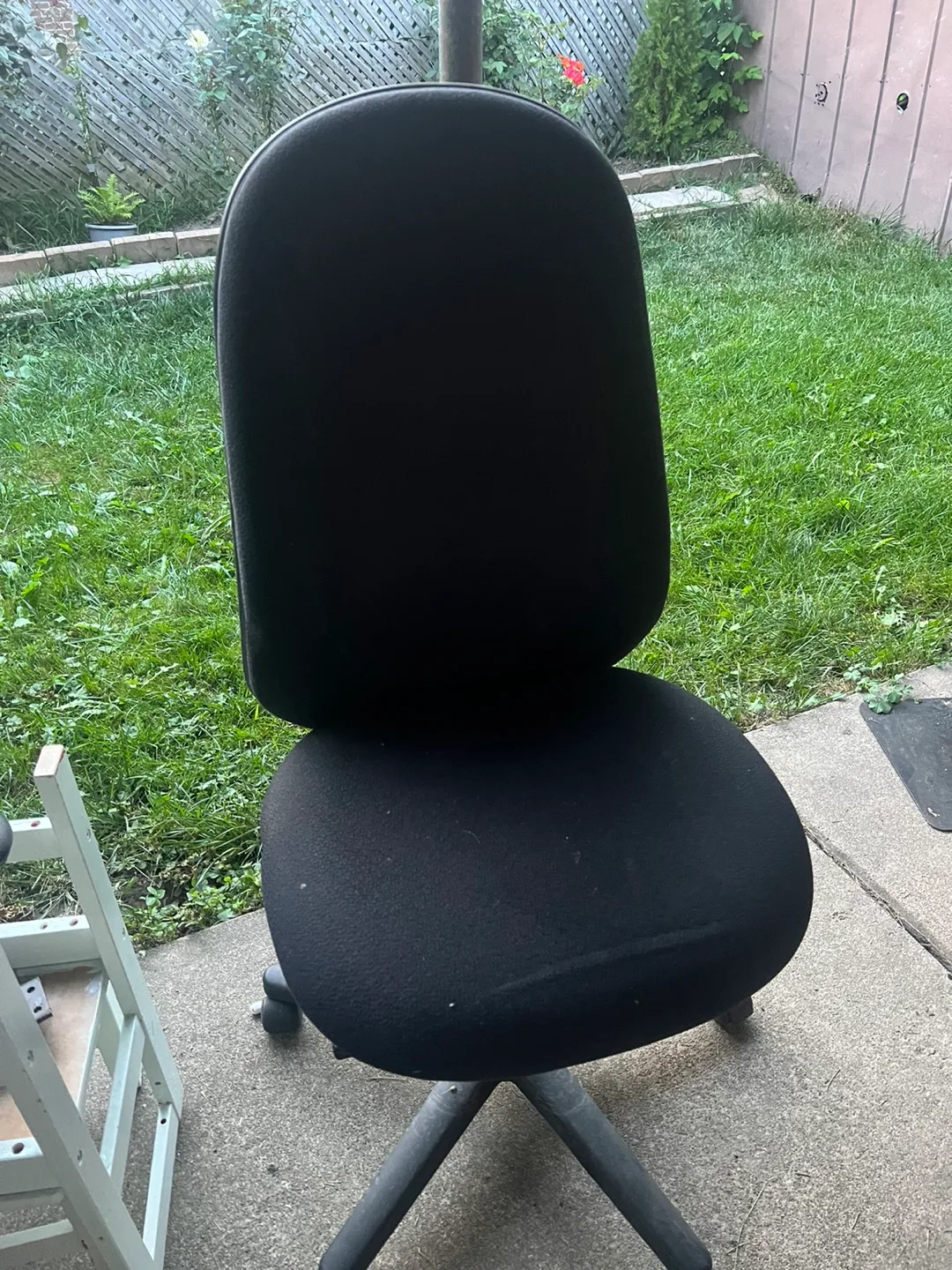 Black Office Chair/work chair thumbnail