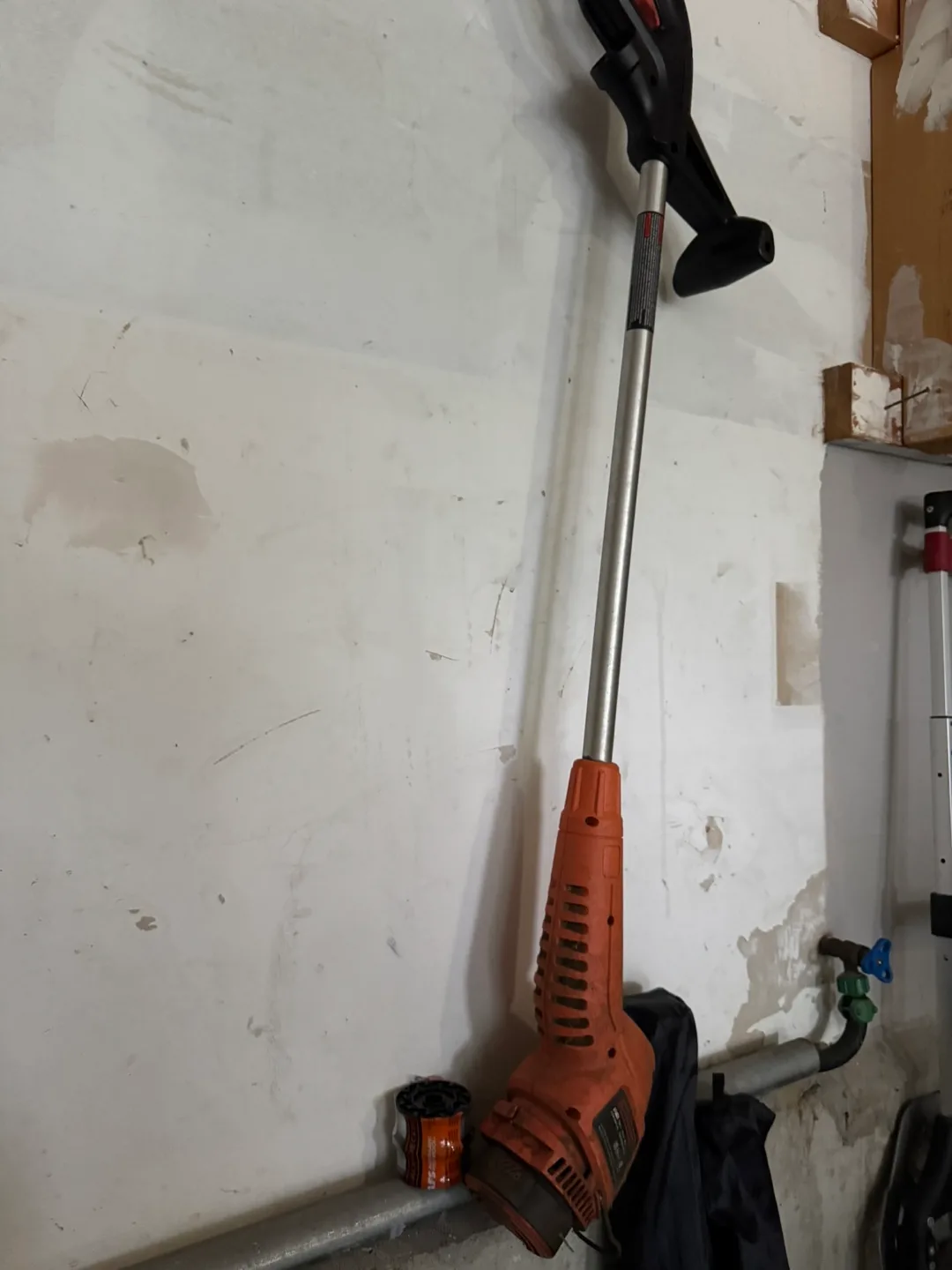 Black and Decker Grass Trimmer image indicator(2)