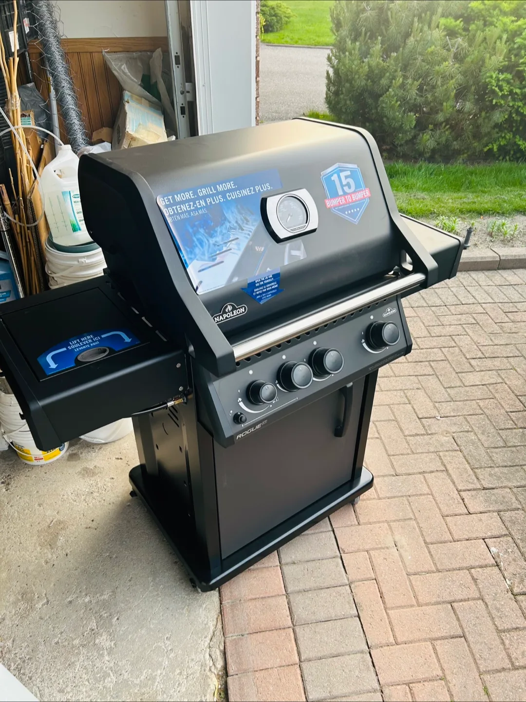 Napoleon Rogue XT Gas Grill image indicator(3)