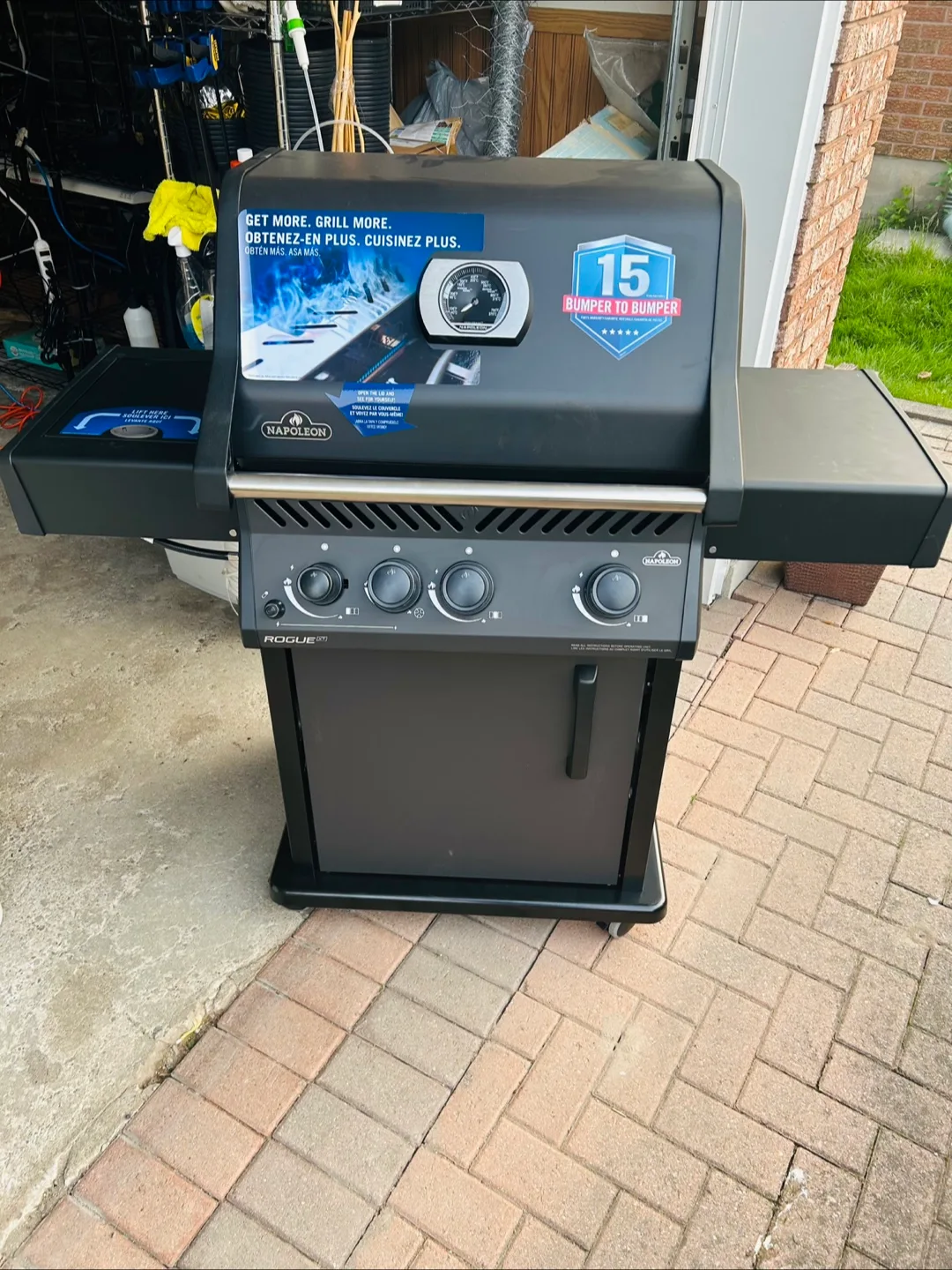 Napoleon Rogue XT Gas Grill