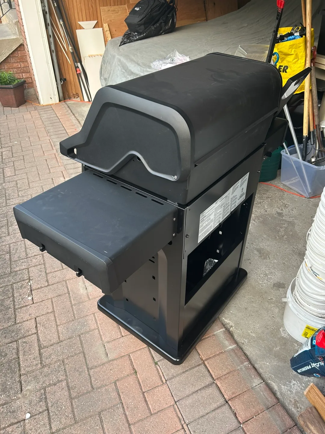 Napoleon Rogue XT Gas Grill image indicator(7)