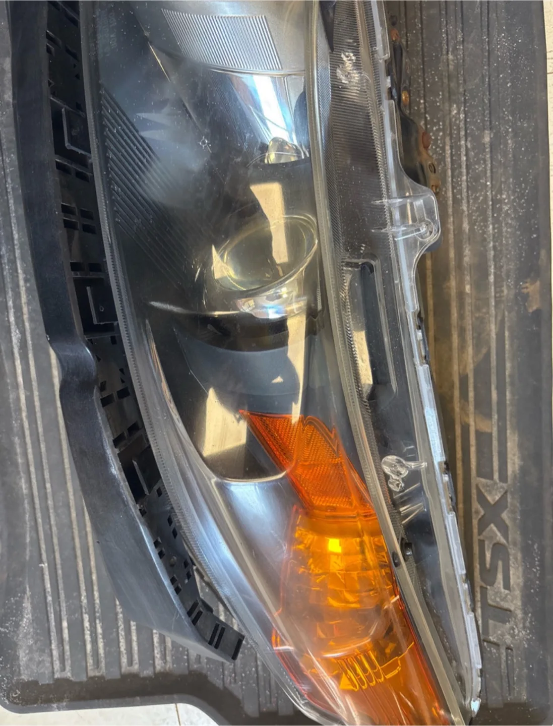 2009-2014 Acura TSX Headlight Assembly HID image indicator(4)