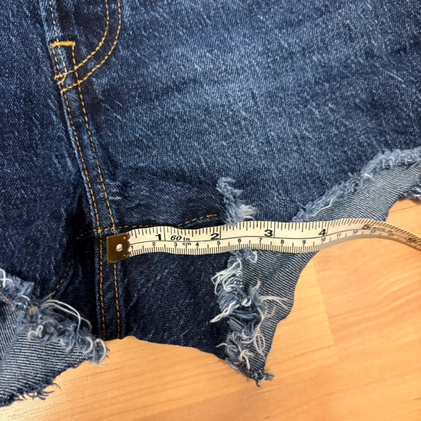 Levi's 501 Denim Shorts - Size 27 image indicator(9)