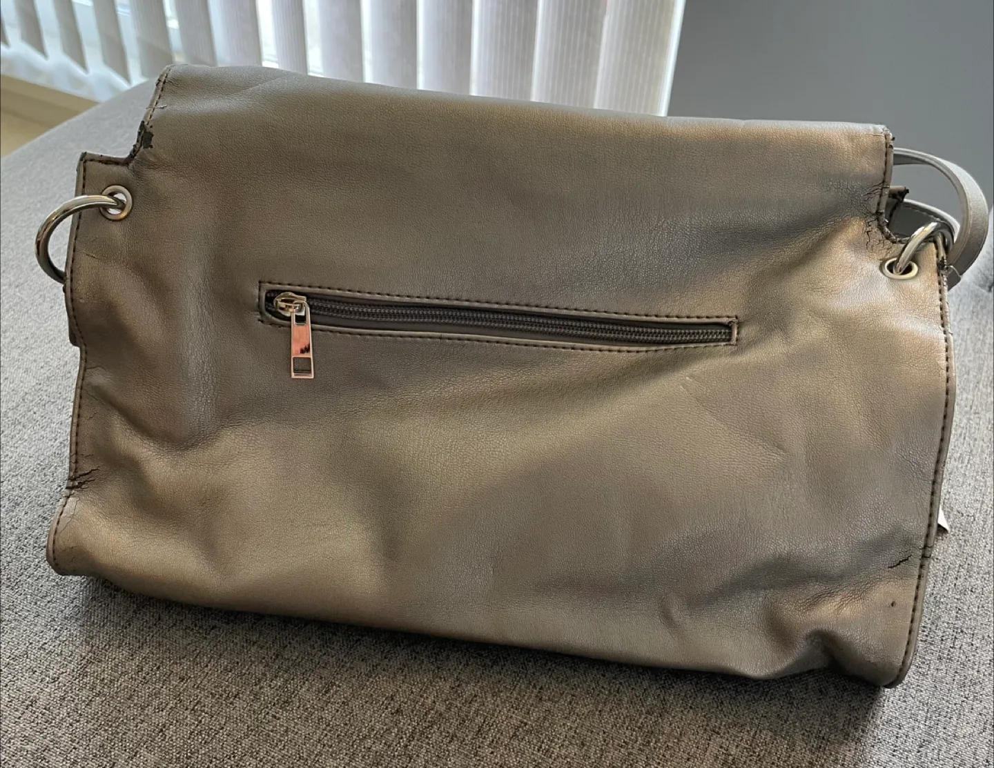 Silver Shoulder Bag image indicator(3)