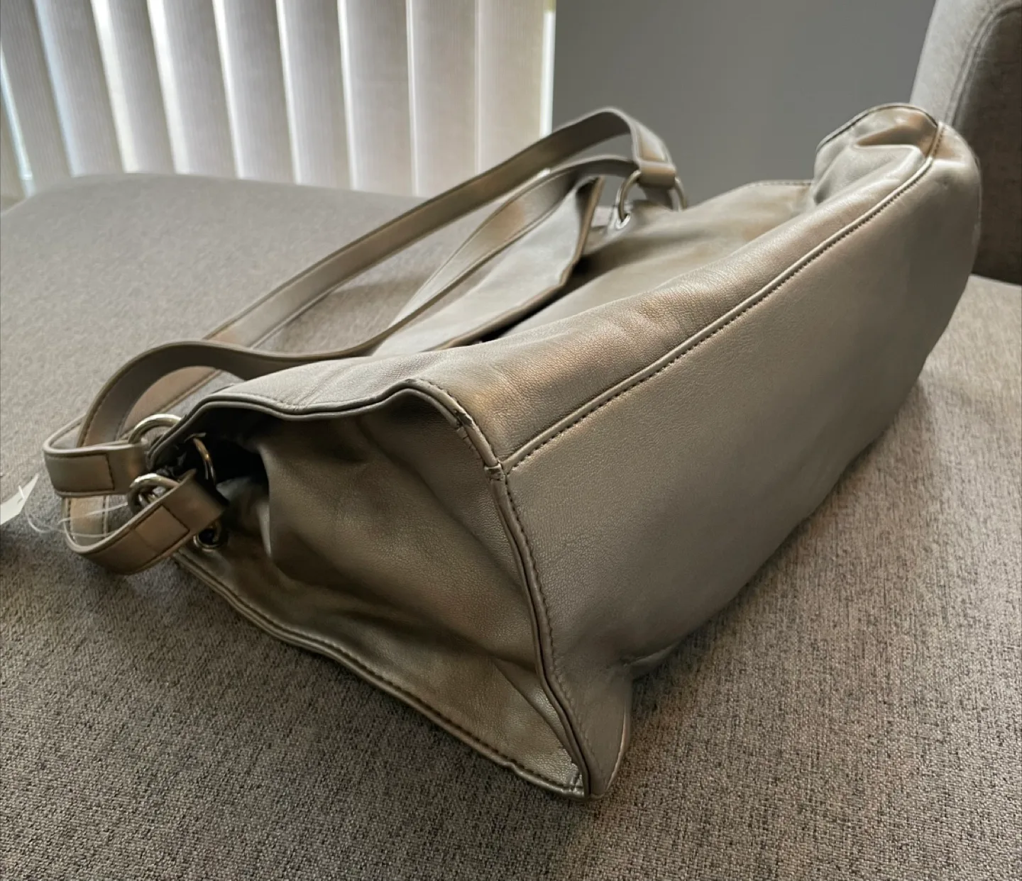 Silver Shoulder Bag image indicator(4)