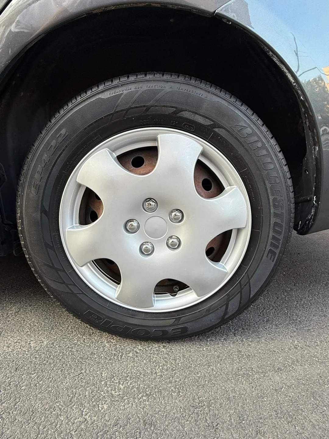 2010 Toyota Corolla LE - 72k miles image indicator(10)