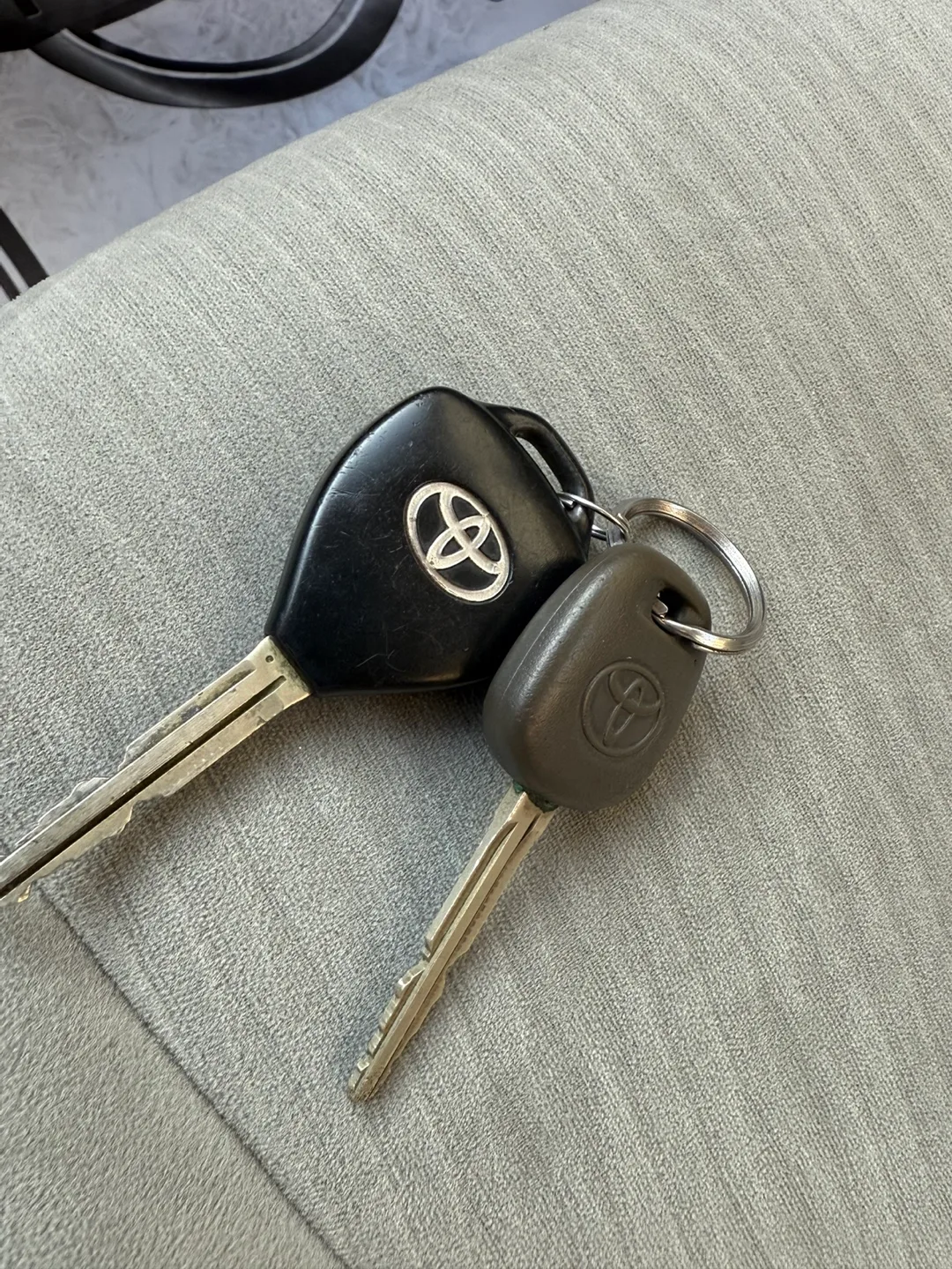 2010 Toyota Corolla LE - 72k miles image indicator(9)