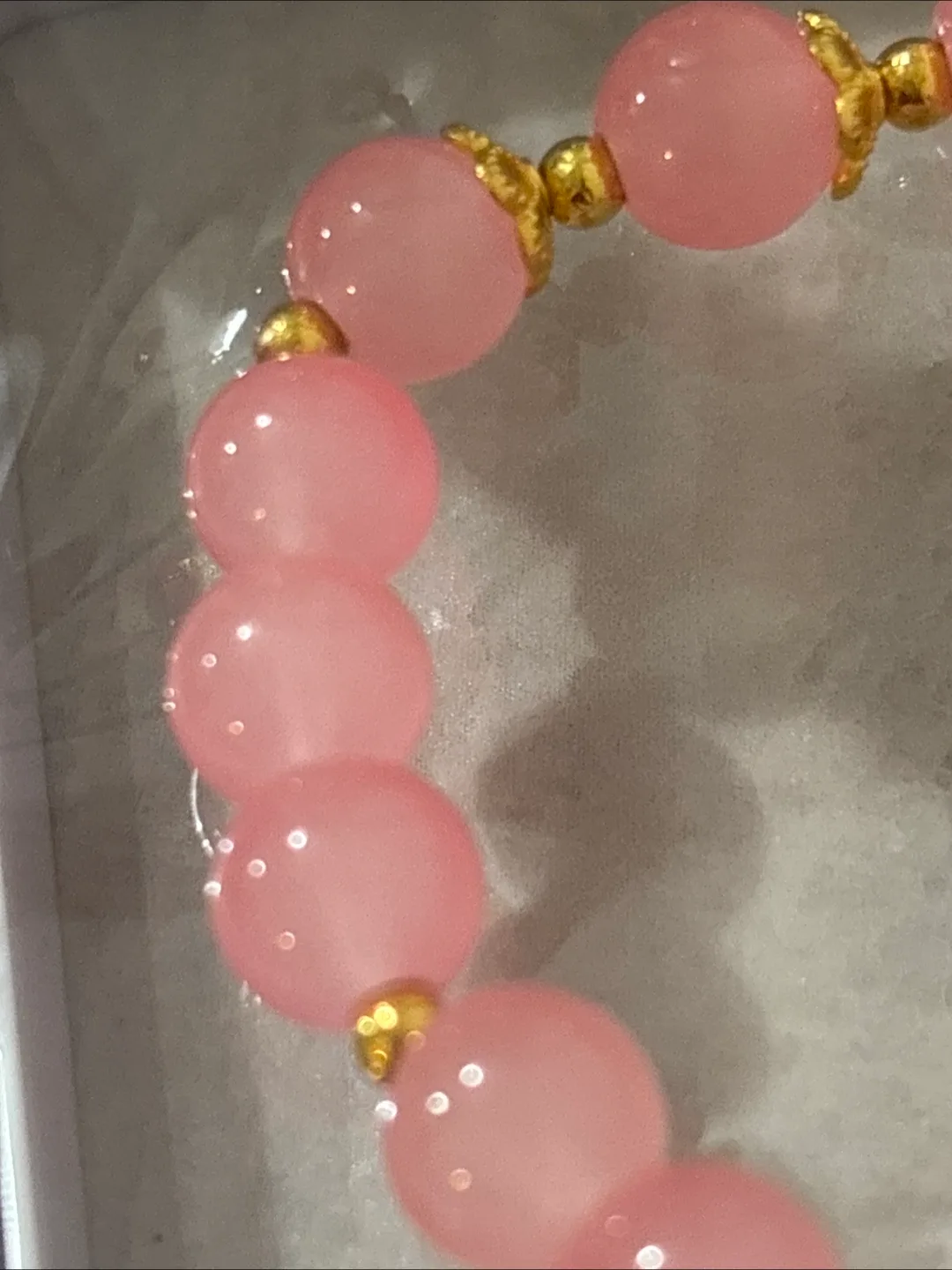 Pink Beaded Bracelet with Bunny Charm image indicator(5)