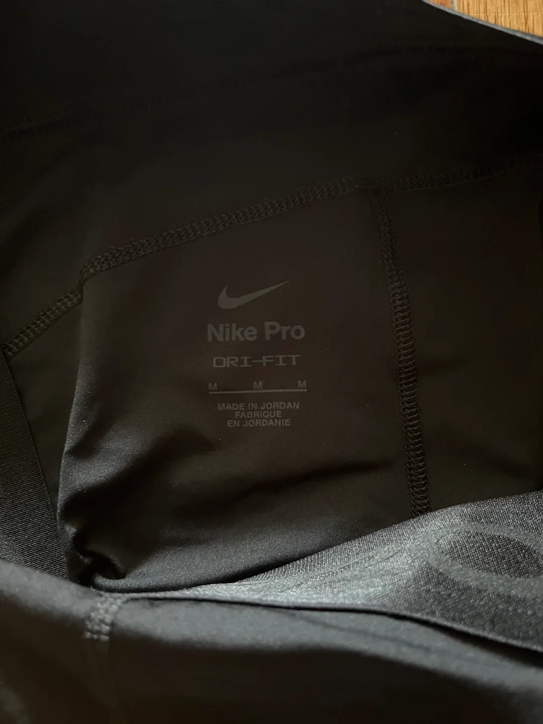 Nike Pro Dri-Fit Black Shorts - Size M image indicator(2)