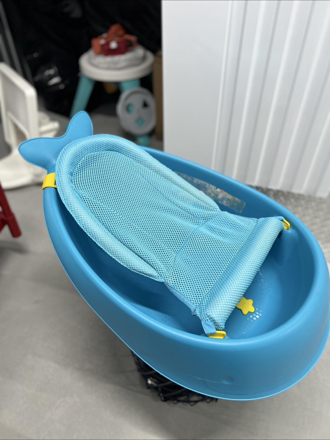 Skip Hop Moby Baby Bathtub