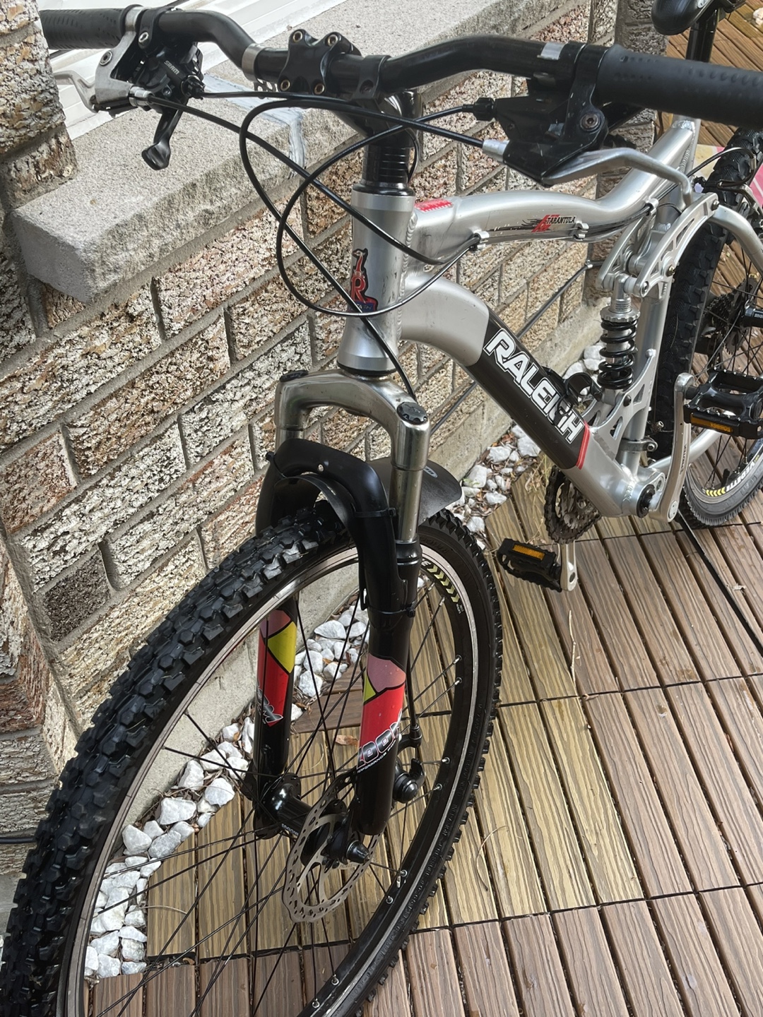 26 inch  Raleigh Dual Suspension Mountain Bike - photo 2