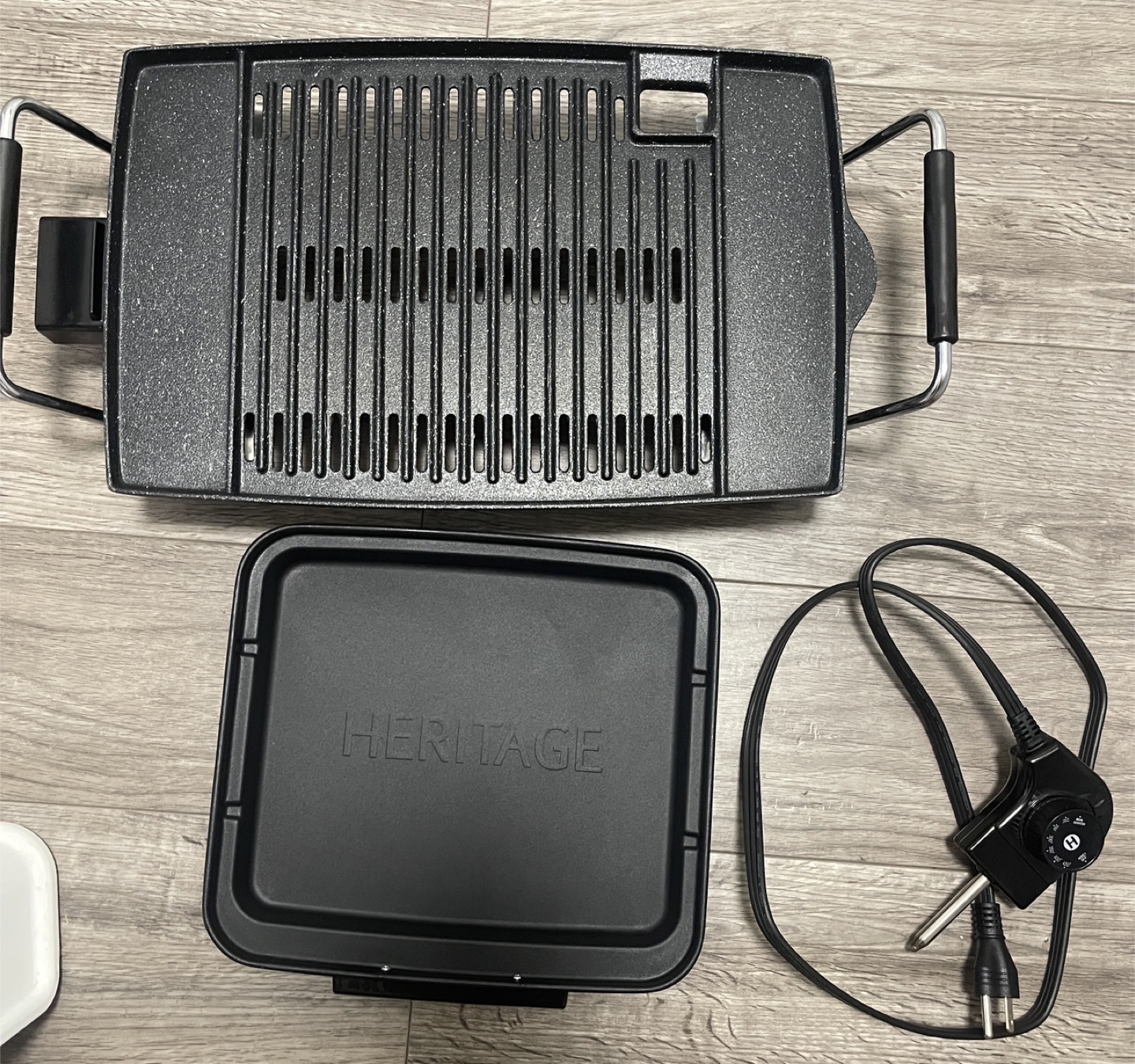 The Rock Heritage Indoor Smokeless BBQ Grill - photo 4