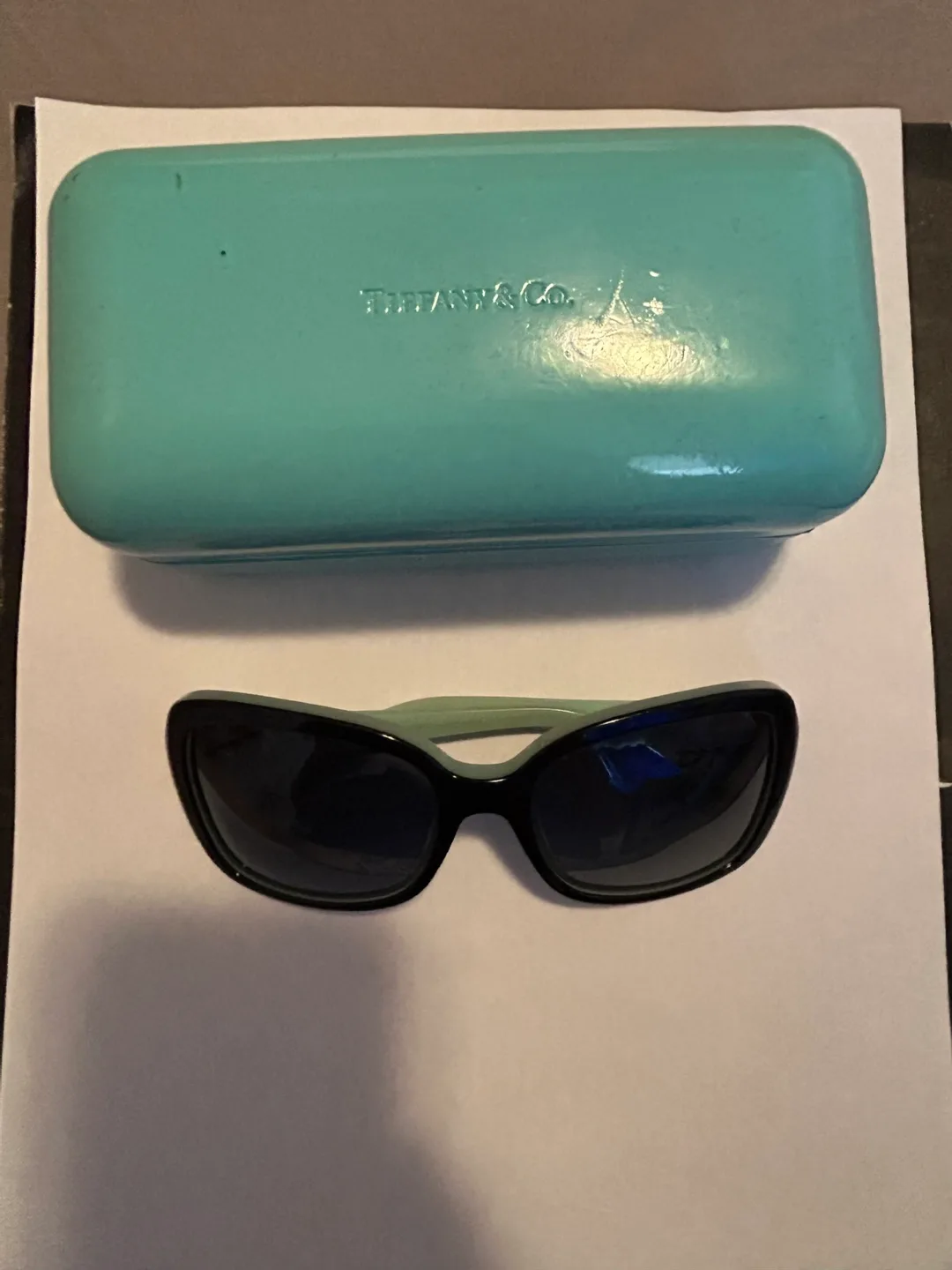 Tiffany & Co. Sunglasses with Case image indicator(2)