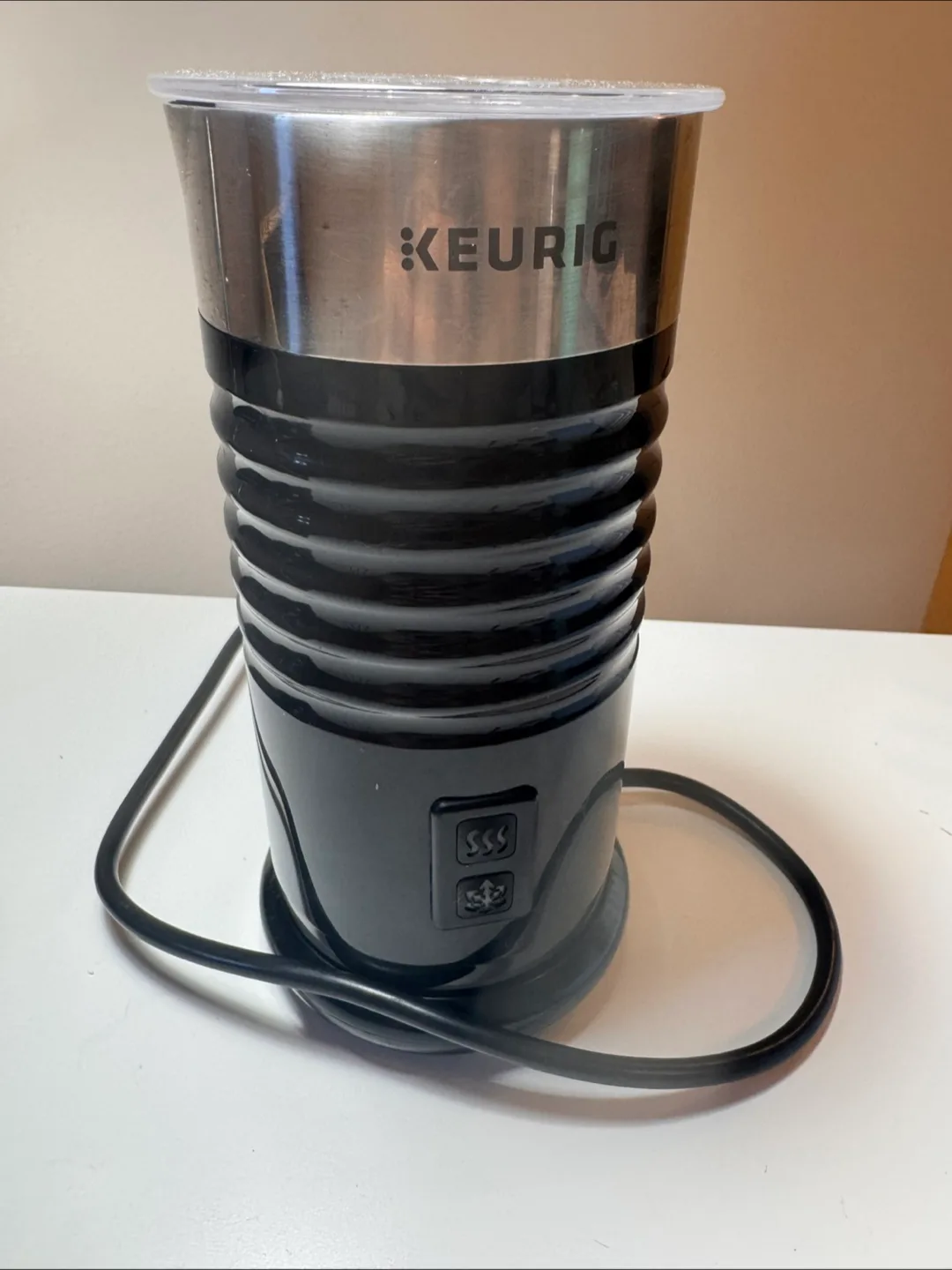 Keurig Milk Frother - Like New! thumbnail