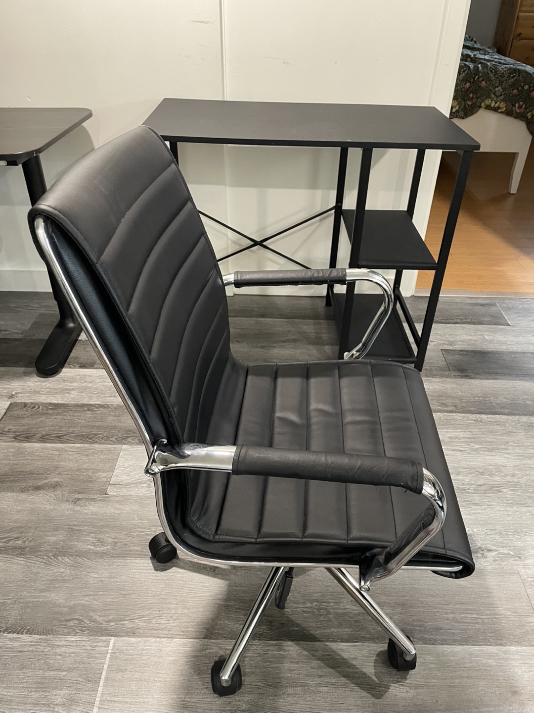 Black Faux Leather Office Chair with Chrome Base - photo 2
