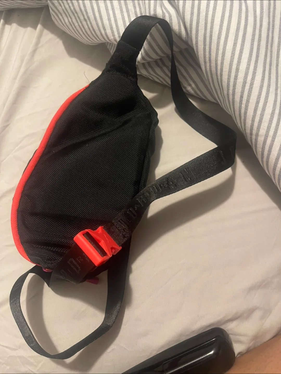 Jordan Black/Multi Color Fanny Pack image indicator(4)