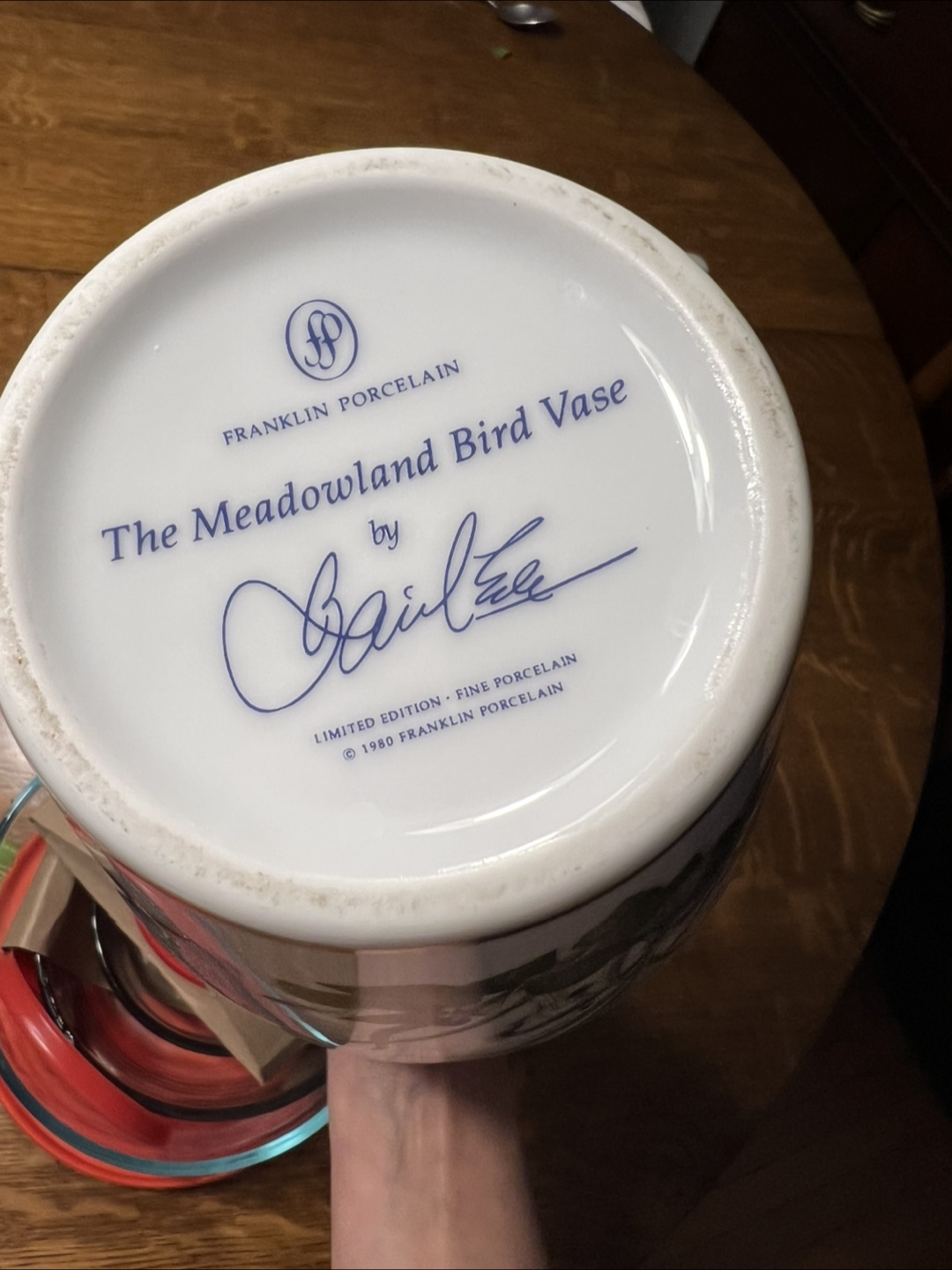 Franklin Porcelain Meadowland Bird Vase - photo 4
