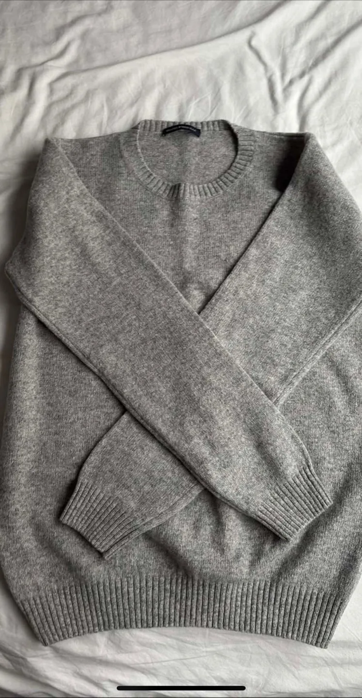 Brandy Melville Grey Wool Sweater thumbnail