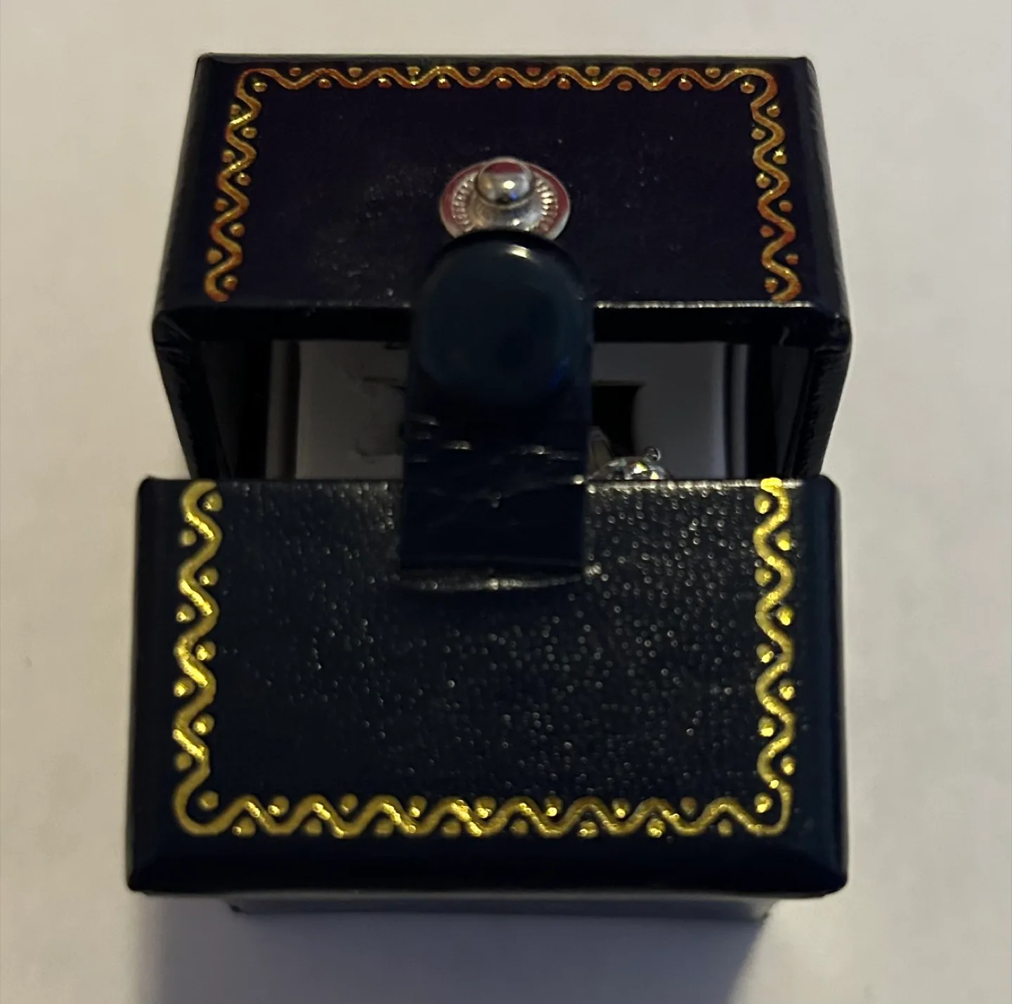 Cubic Zirconia Clip Sterling Silver Earrings image indicator(4)