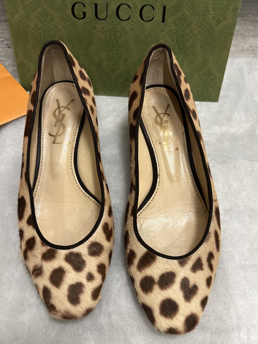 Yves Saint Laurent YSL Leopard Print Flats  371/2
