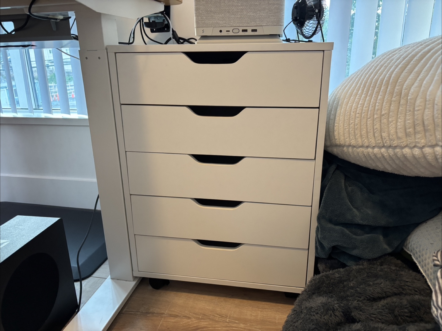 Drawer Unit on wheels