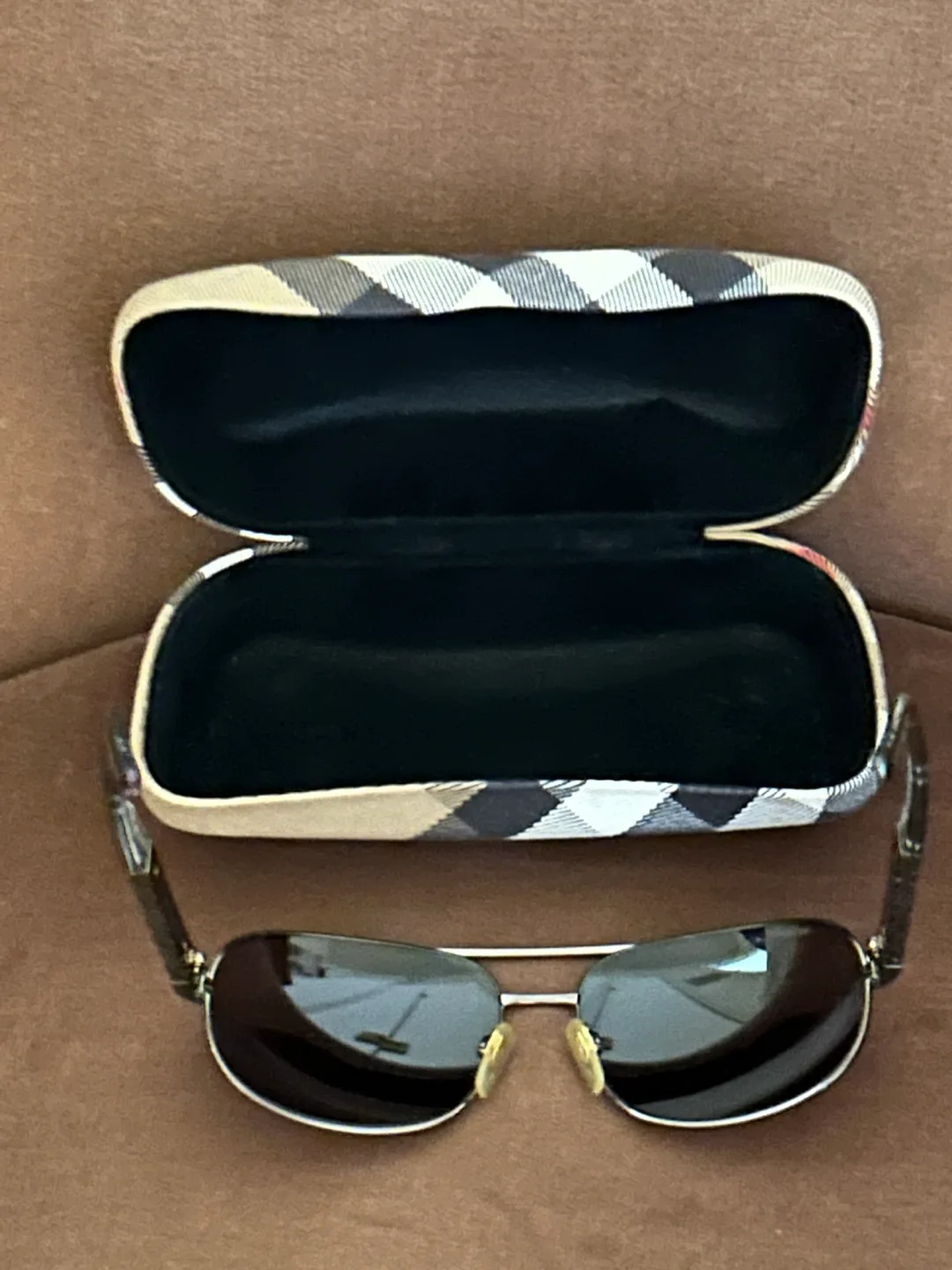 Burberry Sunglasses with Case image indicator(2)