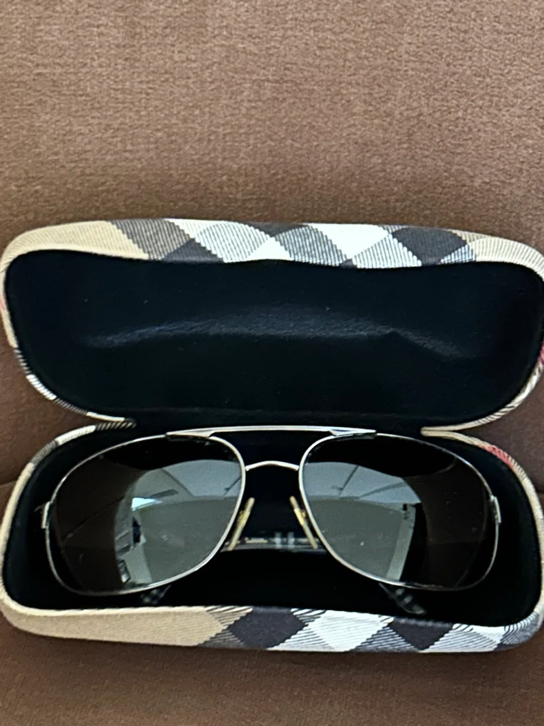 Burberry Sunglasses with Case image indicator(7)