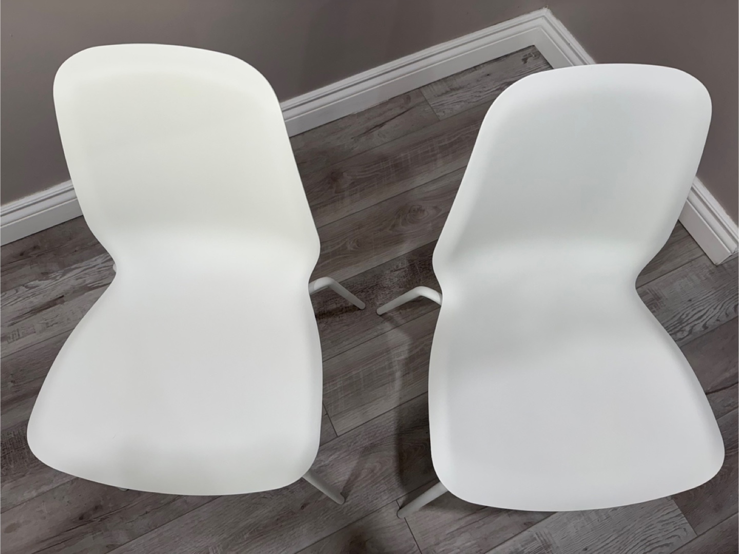Modern 2-Seater Dining Table Set – White – Excellent Condition - photo 3