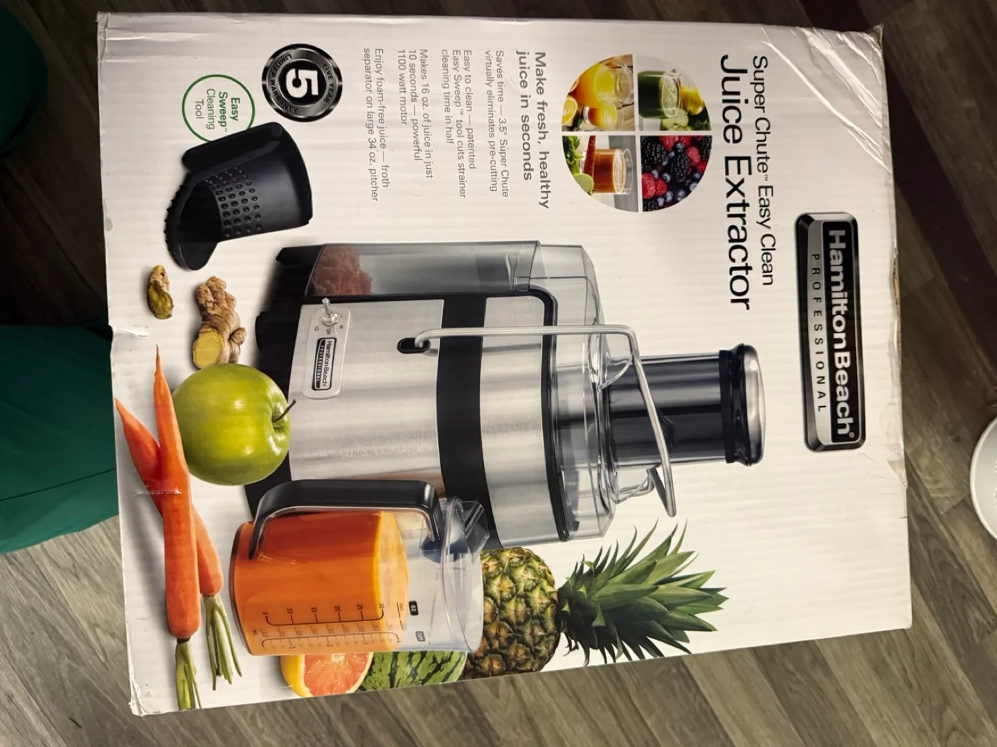 Hamilton Beach Super Chute Easy Clean Juice Extractor thumbnail