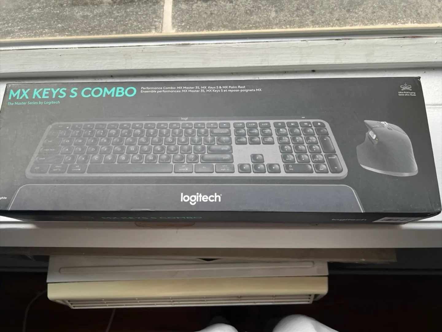 Logitech MX Keys S Combo - Keyboard and Mouse thumbnail