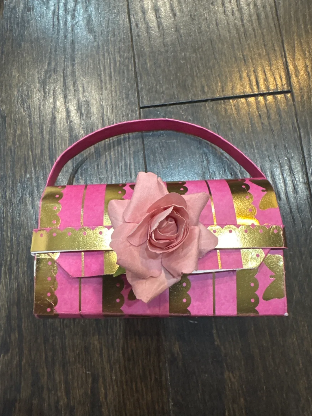 Pink & Gold Decorative Gift Box image indicator(2)