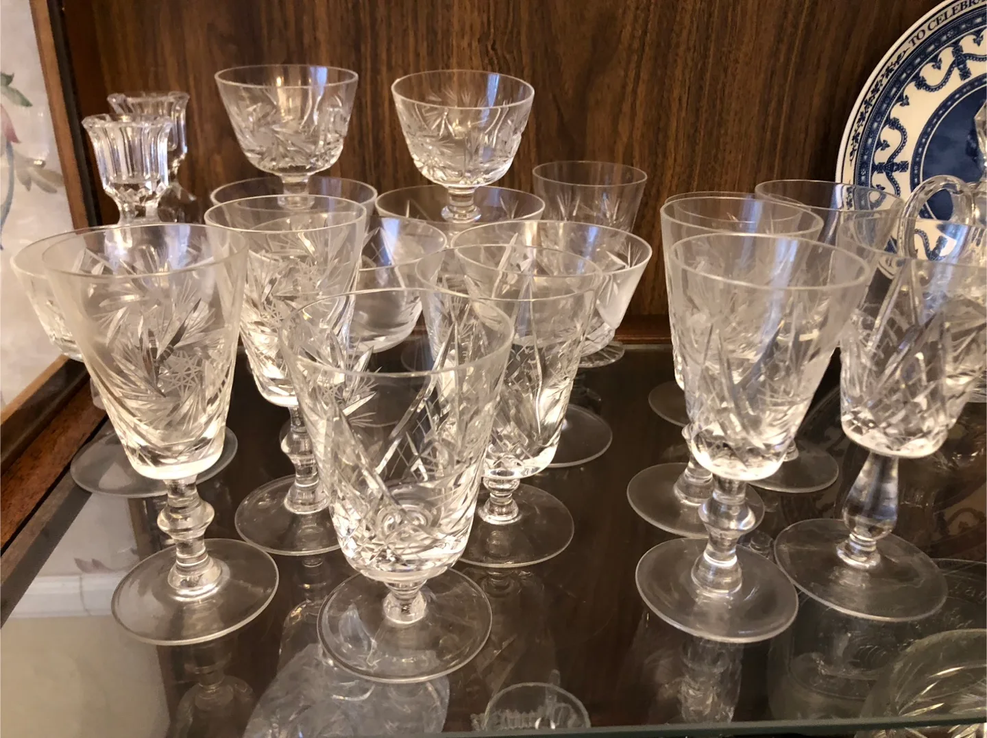 Vintage Pinwheel Crystal Glassware Collection image indicator(6)