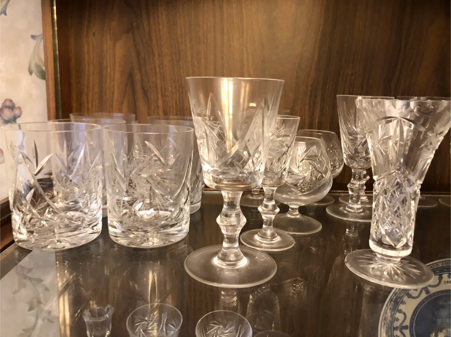 Vintage Pinwheel Crystal Glassware Collection image indicator(7)