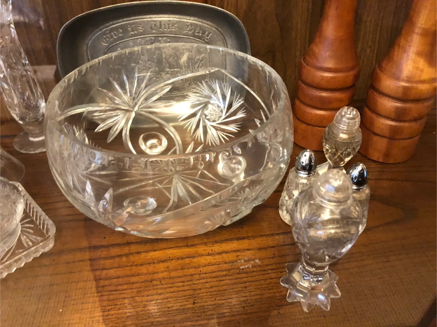 Vintage Pinwheel Crystal Glassware Collection image indicator(5)