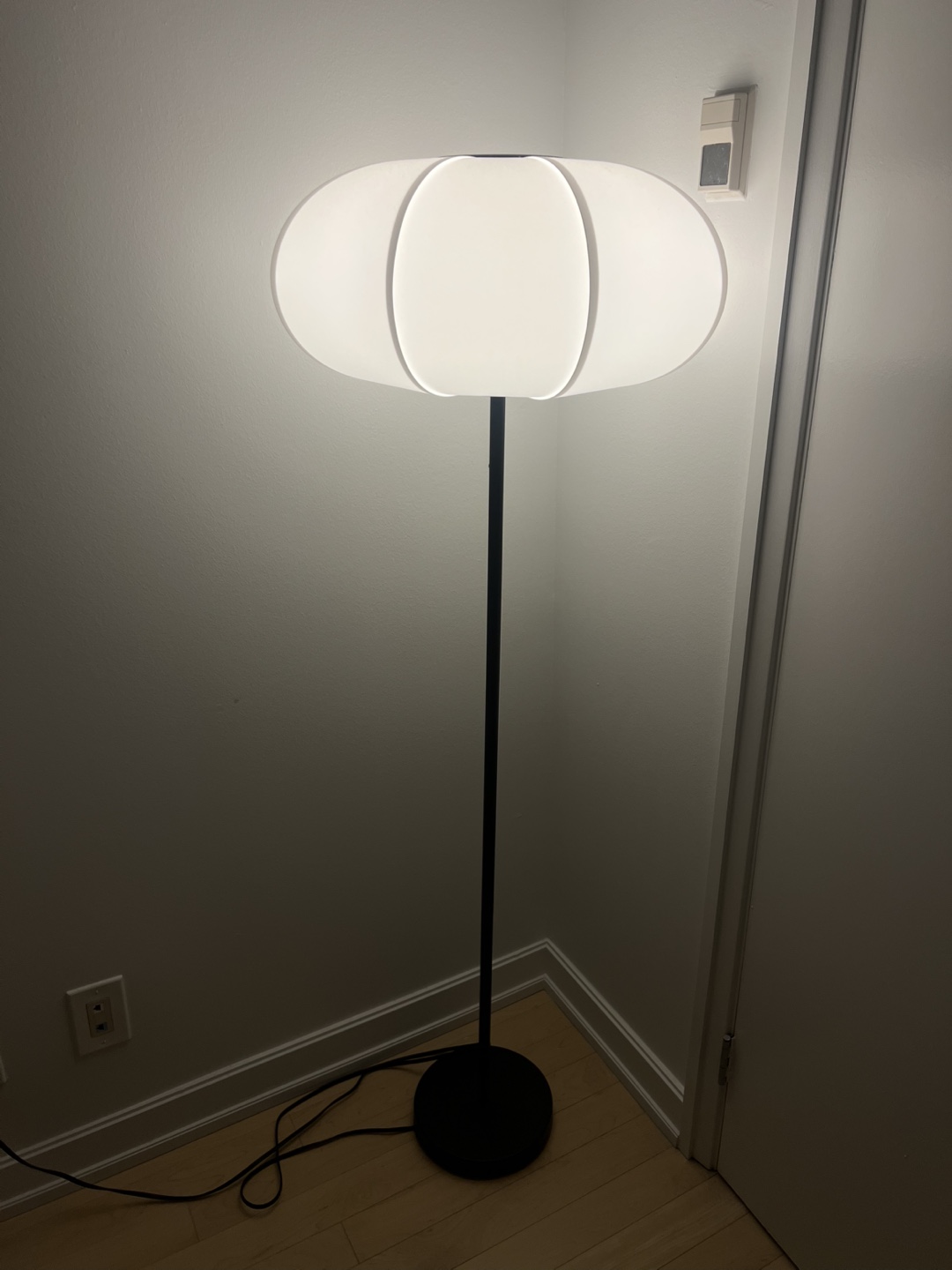 IKEA floor lamp - photo 2