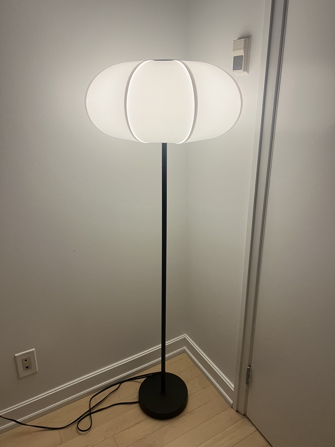 IKEA floor lamp - photo 3