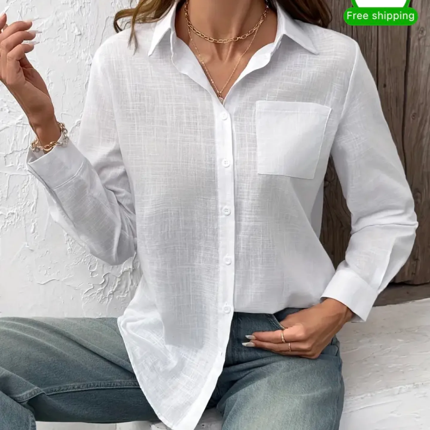 White Button-Up Shirt - Size M image indicator(2)