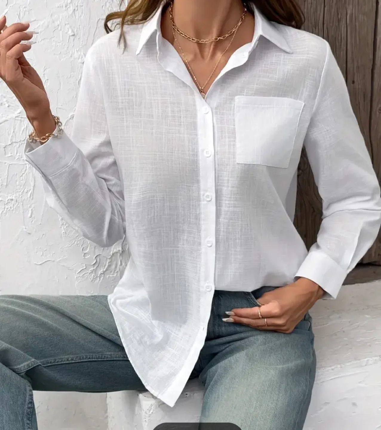 White Button-Up Shirt - Size M image indicator(8)