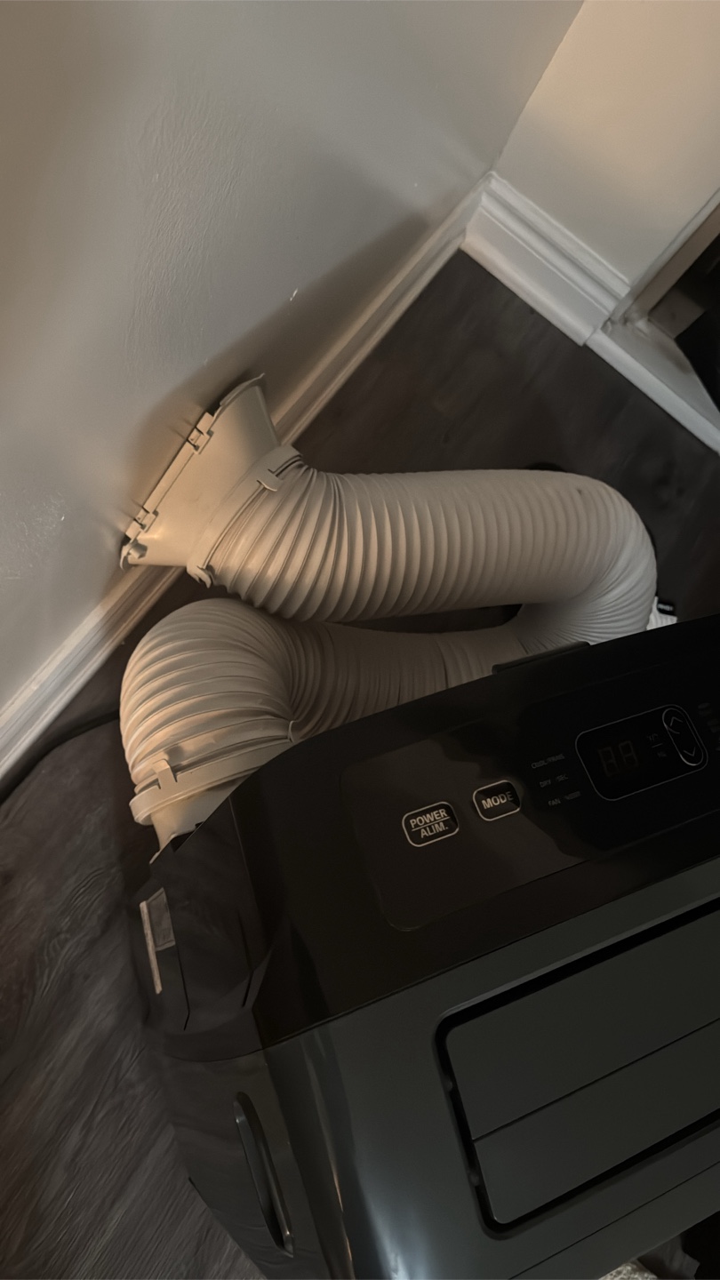 LG Portable Air Conditioner - photo 2