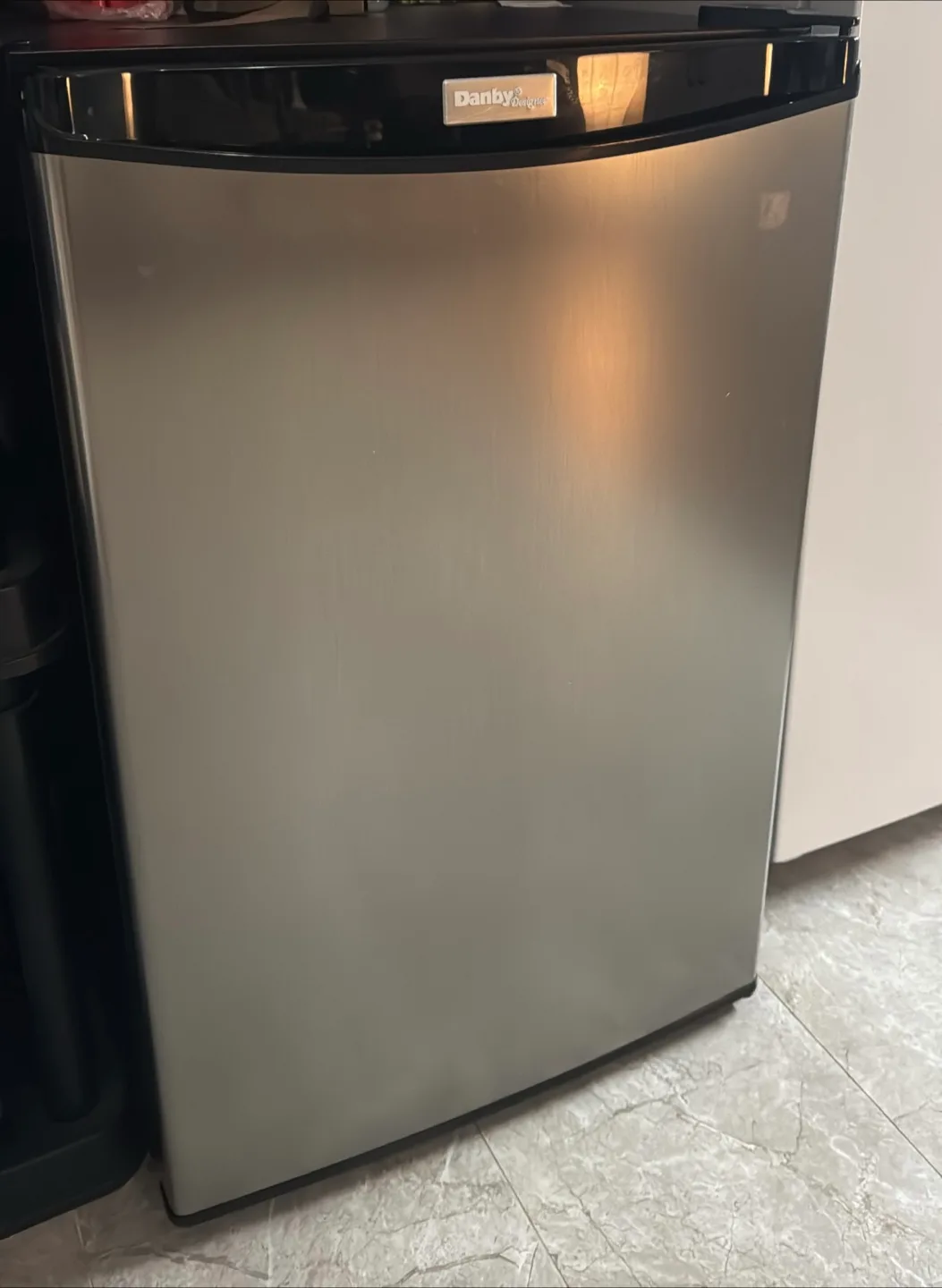 Danby Designer Mini Fridge thumbnail