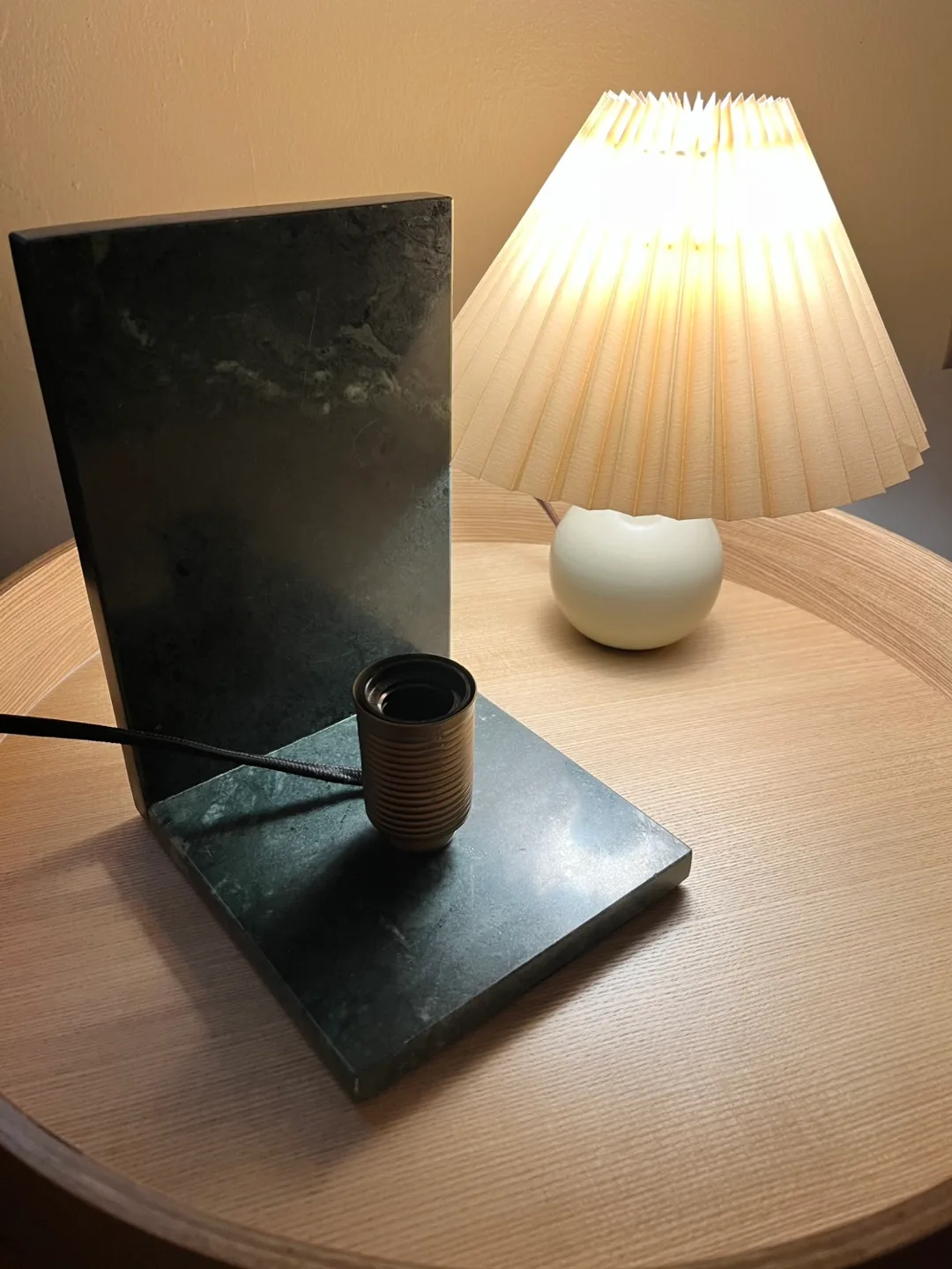 Forest Green Marble Table Lamp (New Bulb Included) image indicator(3)