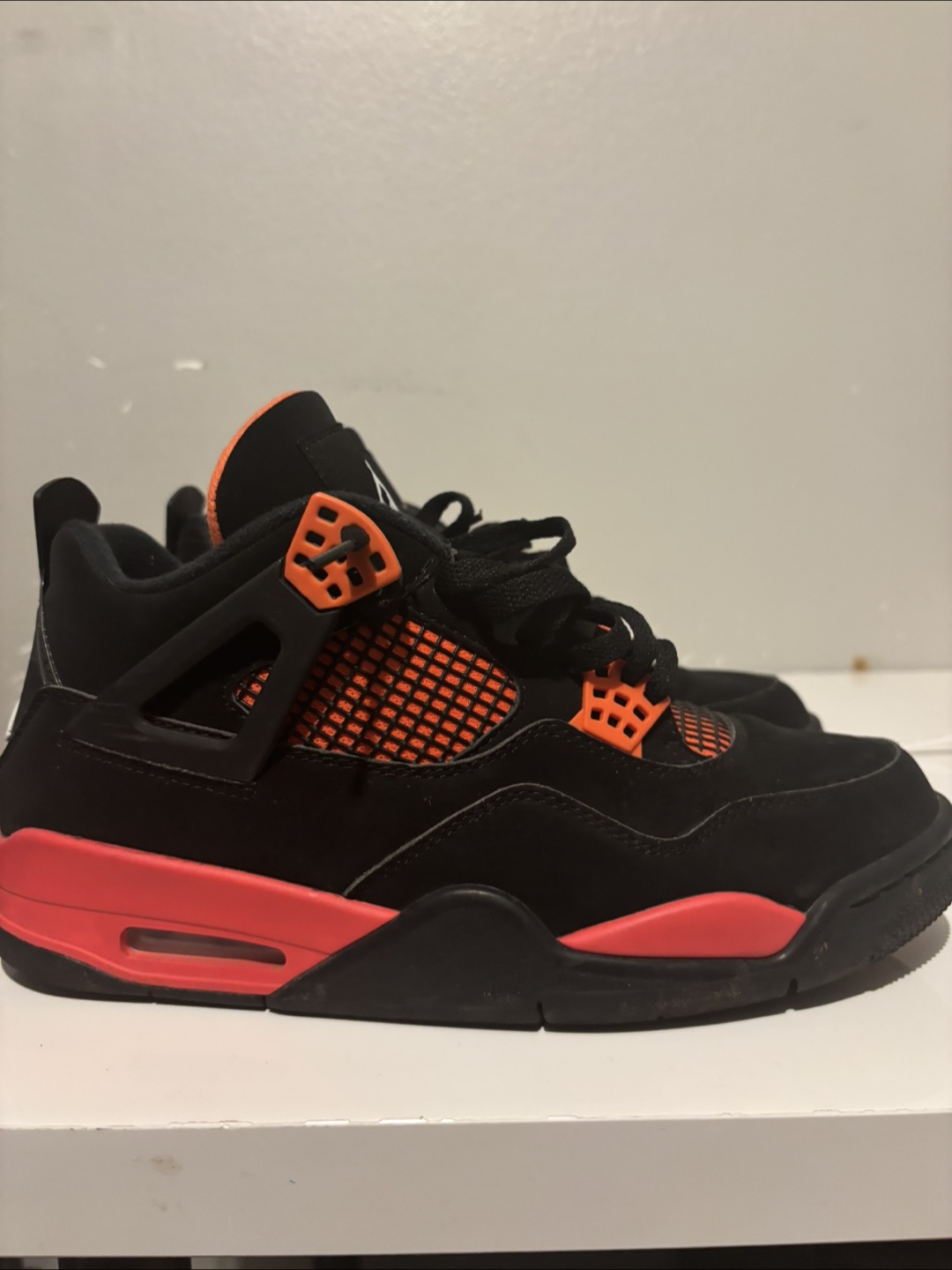 Jordan 4 Retro Red Thunder
