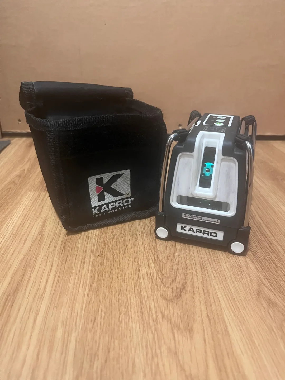 Kapro Laser Level with Carrying Case image indicator(2)
