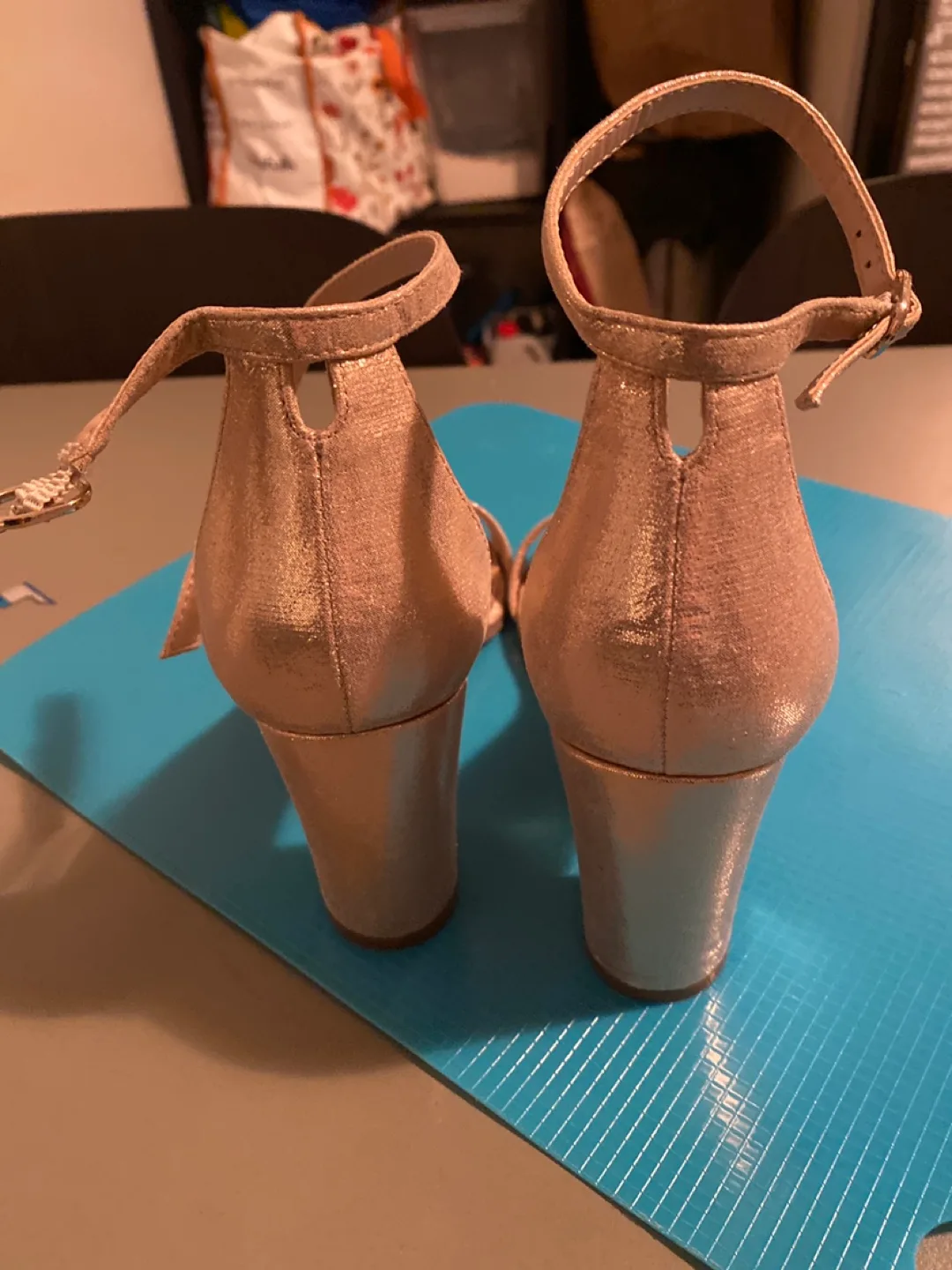 Gold Heels - Size 7 Wide image indicator(3)