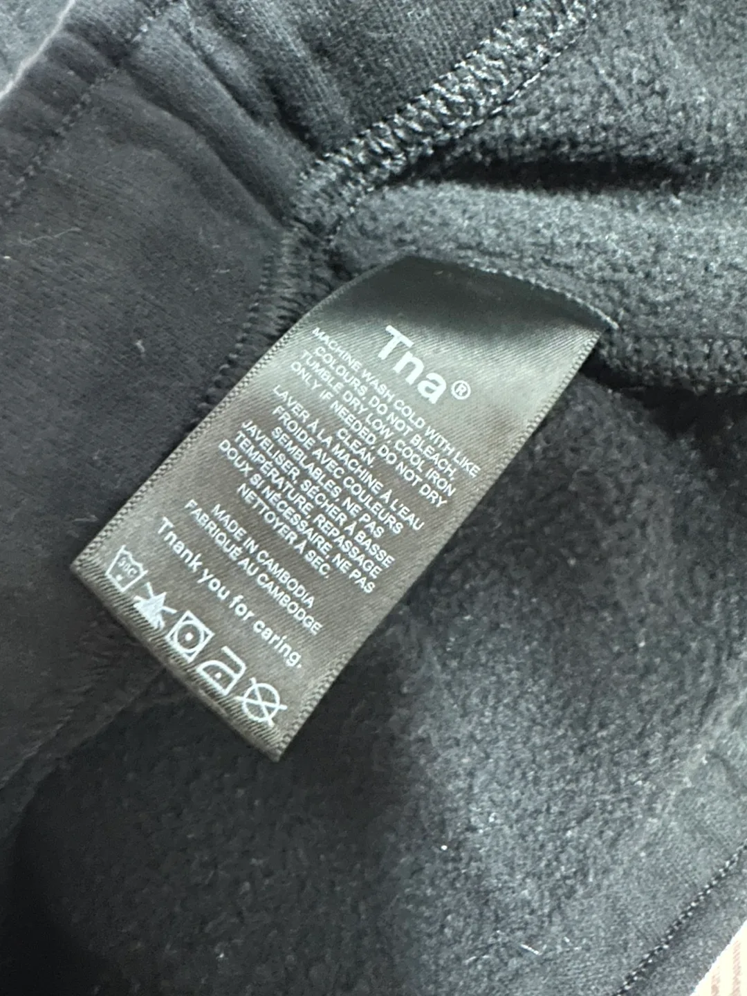 Aritzia Cozy Sweatfleece Boyfriend Cargo™ Mid-thigh Short image indicator(10)