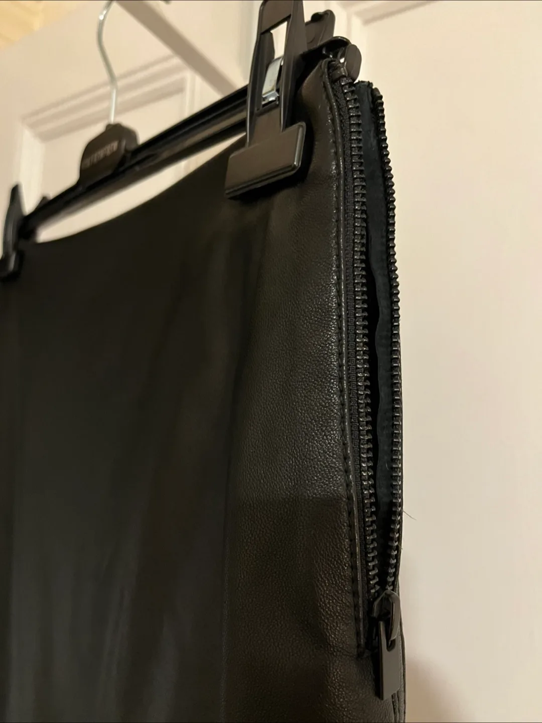 Aritzia Black Leather Mini Skirt Women’s 4-6 image indicator(2)