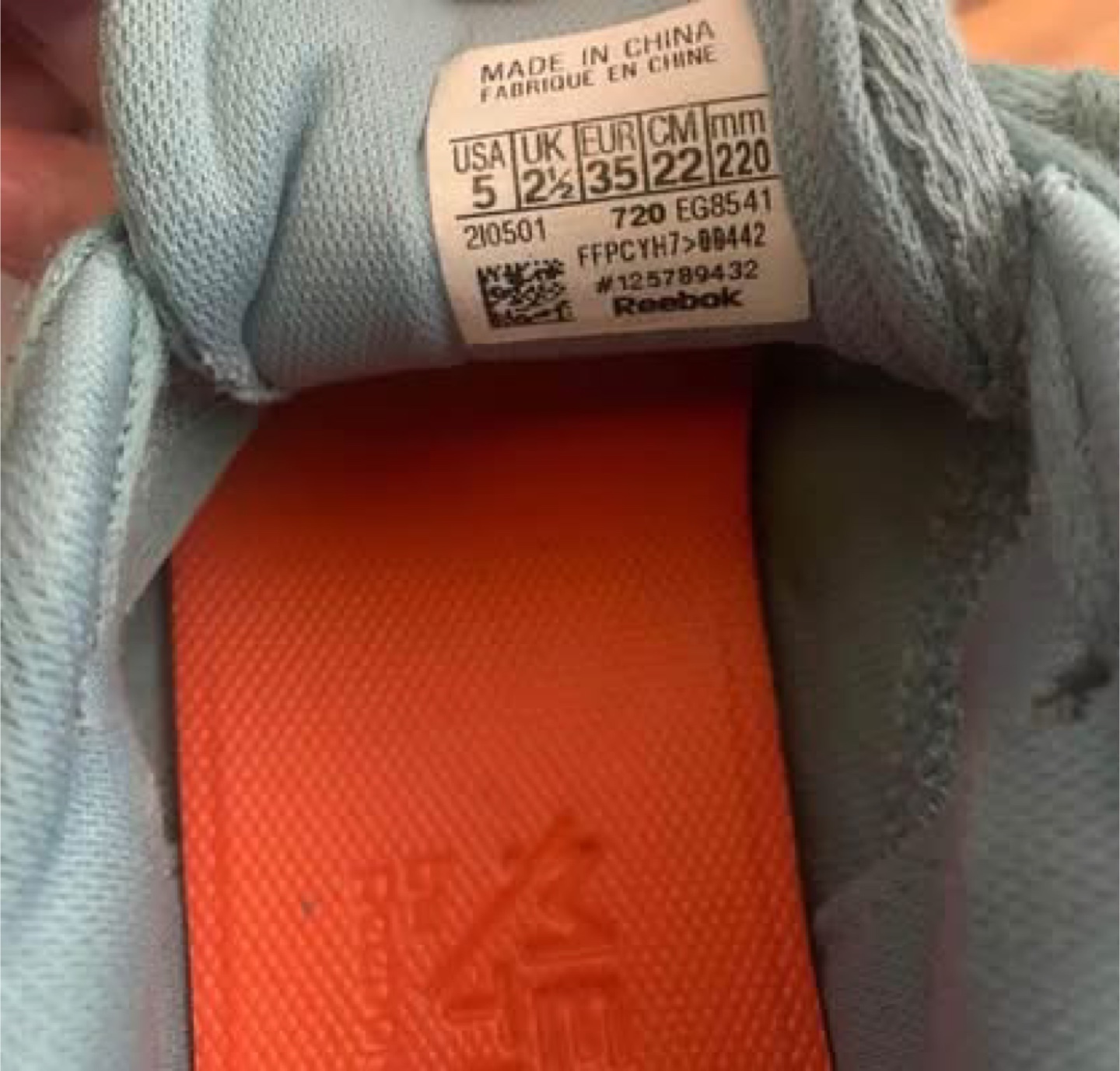 Reebok  Running Shoes - Size 5 US - photo 2