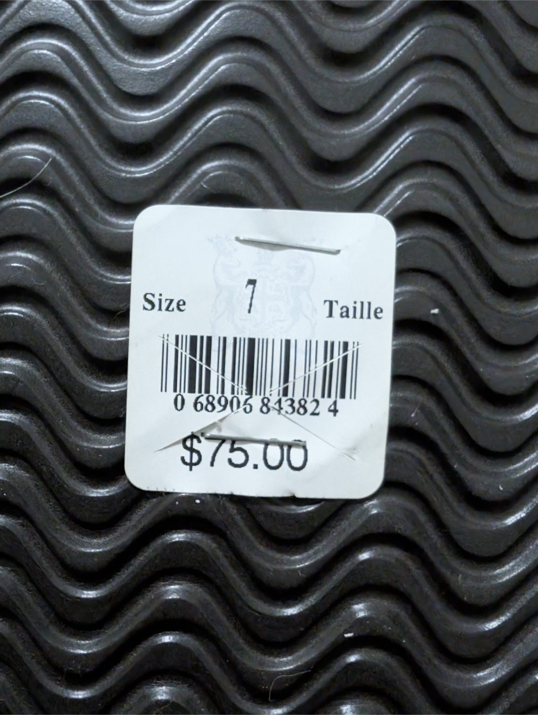 Aquatherm Sandals Size 7M - photo 2